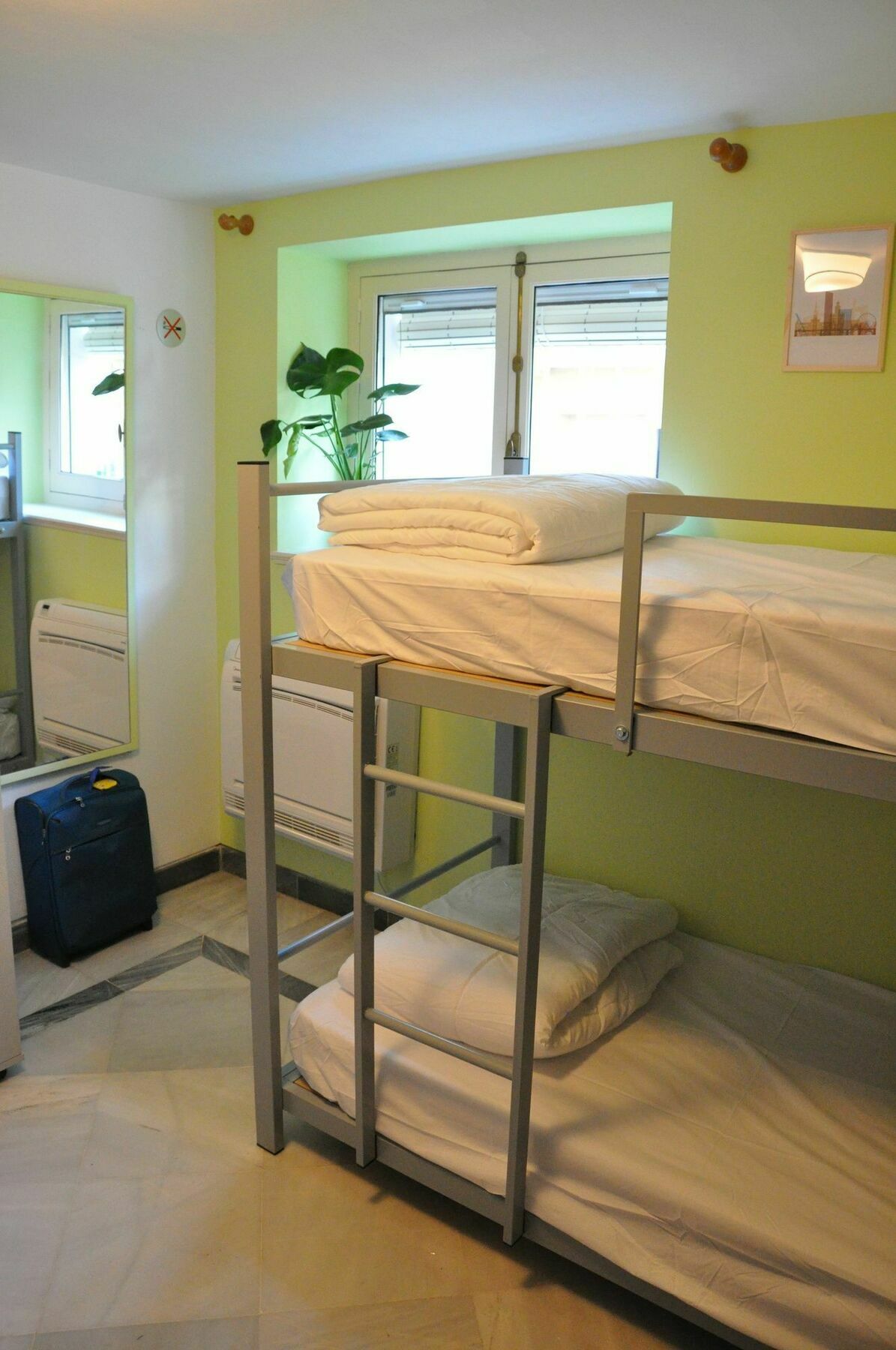Hostal Lemon Garden